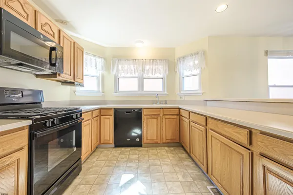 $659,000 | 202 Hagen Road, Brigantine, NJ 08203