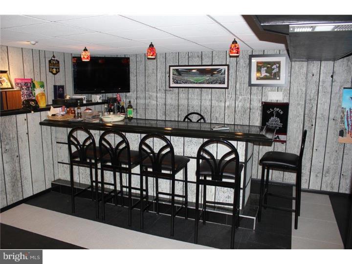 9 Elliott Road Broomall, PA 19008 - Photo 8 of 19 Gallery Image 8