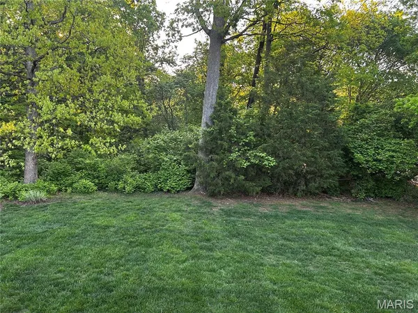 $585,000 | 745 Charleston Oaks Drive, Ballwin, MO 63021