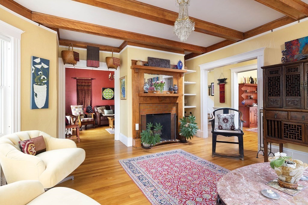 62 Russell Street Brookline, MA 02446 - Photo 5 of 23