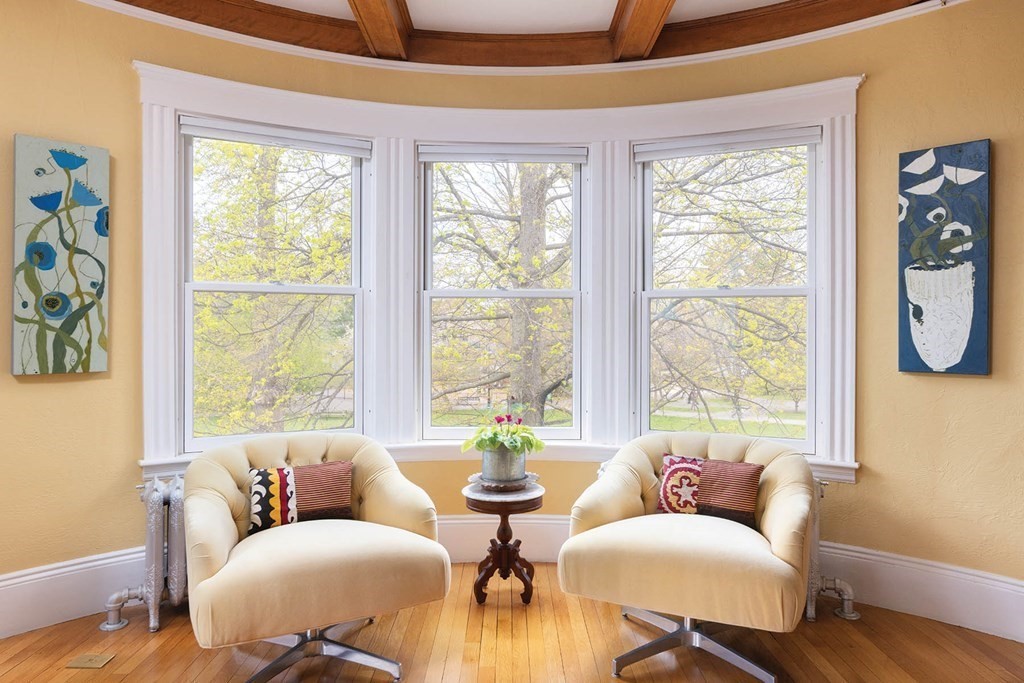 62 Russell Street Brookline, MA 02446 - Photo 7 of 23