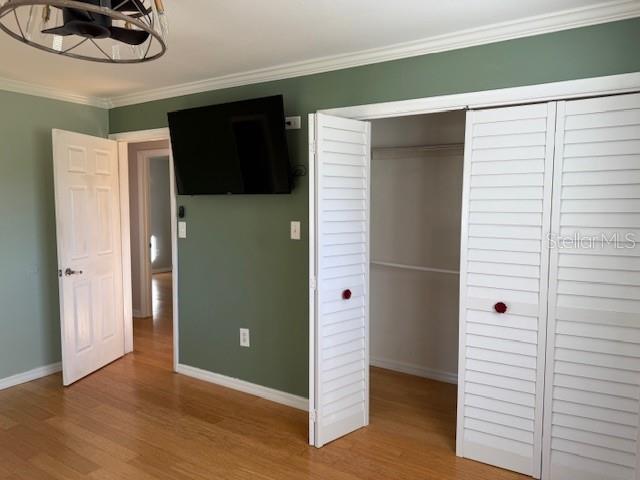 8 Silver Way Ocala, FL 34472 - Photo 17 of 19 a view of a livingroom with a chair
