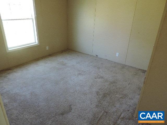 184 Pump Road New Canton, VA 23123 - Photo 12 of 18 Gallery Image 12