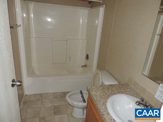 184 Pump Road New Canton, VA 23123 - Photo 13 of 18 Gallery Image 13