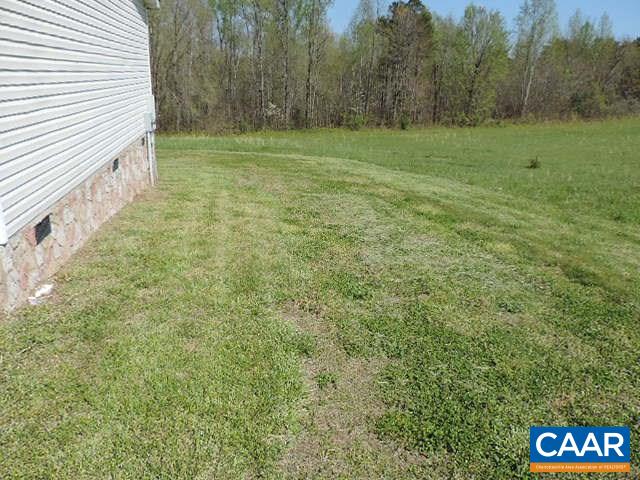 184 Pump Road New Canton, VA 23123 - Photo 17 of 18 Gallery Image 17