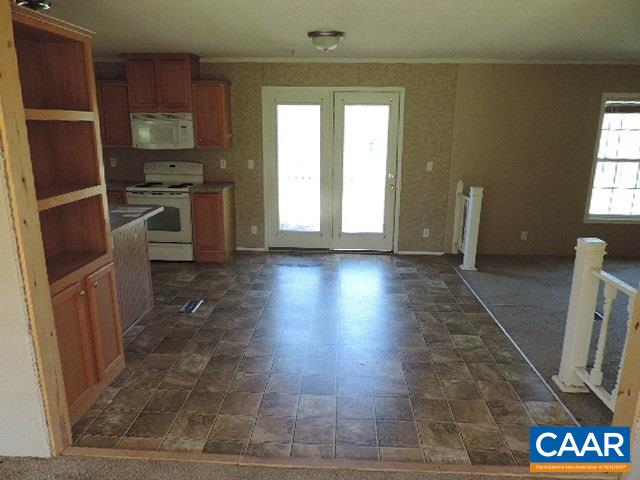 184 Pump Road New Canton, VA 23123 - Photo 5 of 18 Gallery Image 5