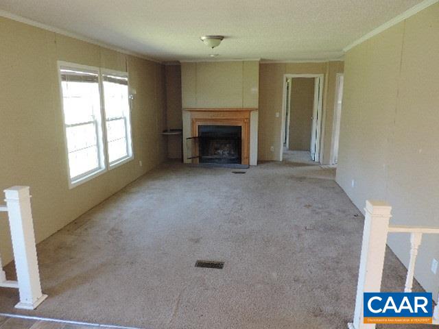 184 Pump Road New Canton, VA 23123 - Photo 6 of 18 Gallery Image 6
