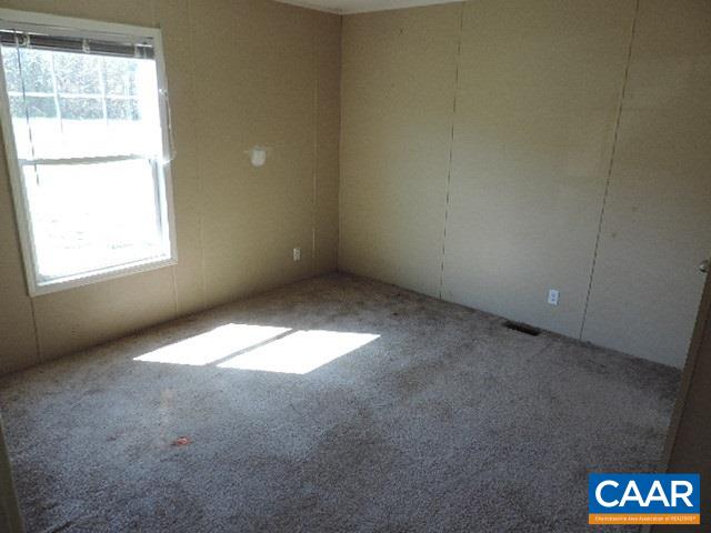 184 Pump Road New Canton, VA 23123 - Photo 10 of 18 Gallery Image 10