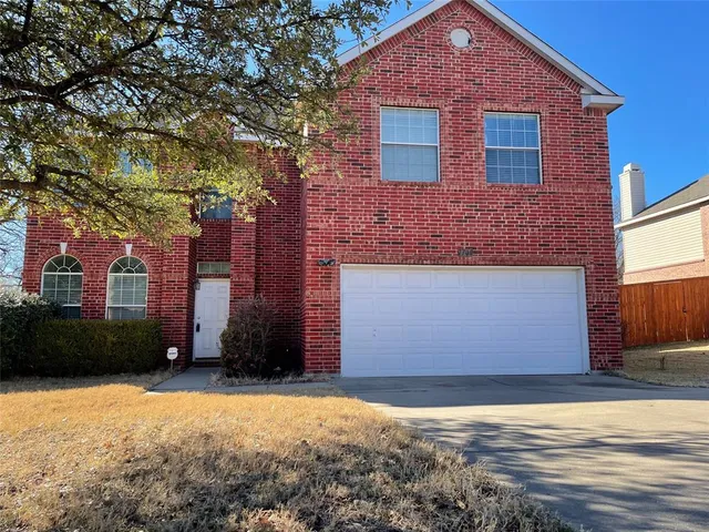 $2,500 | 1708 Cliffrose Lane, Lewisville, TX 75067