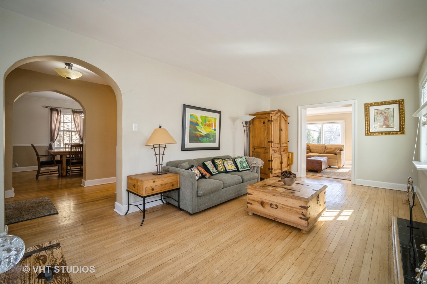 2117 Illinois Road Northbrook, IL 60062 - Photo 3 of 30