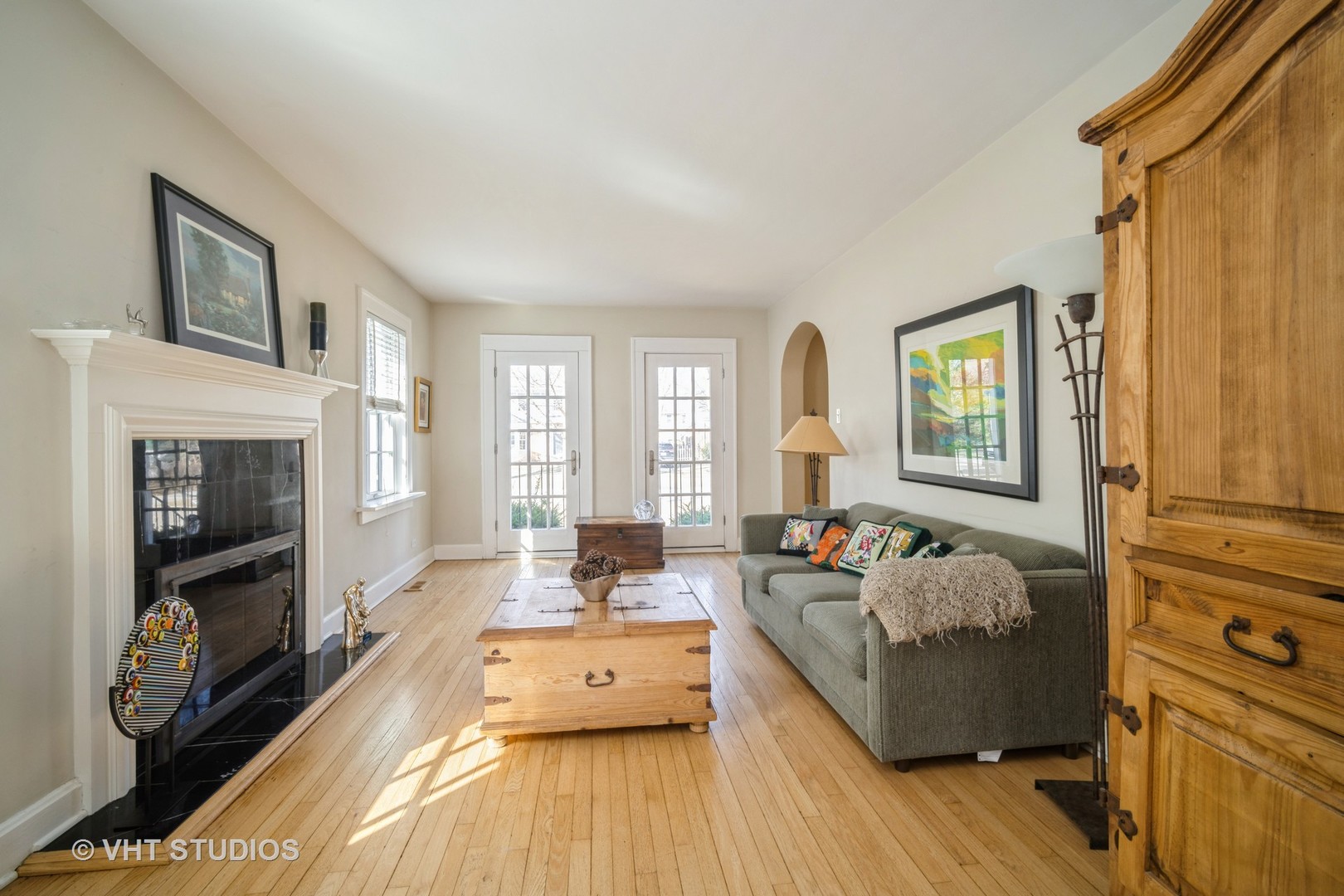 2117 Illinois Road Northbrook, IL 60062 - Photo 4 of 30