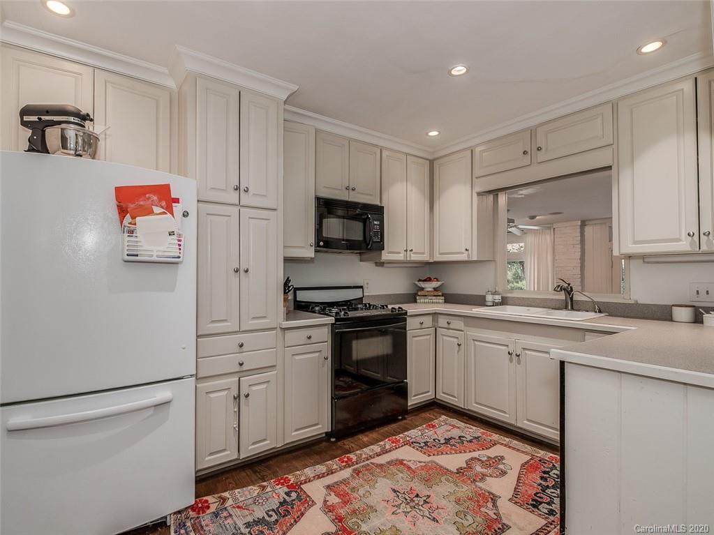 511 Meadowbrook Road Charlotte, NC 28211 - Photo 17 of 30 Gallery Image 17