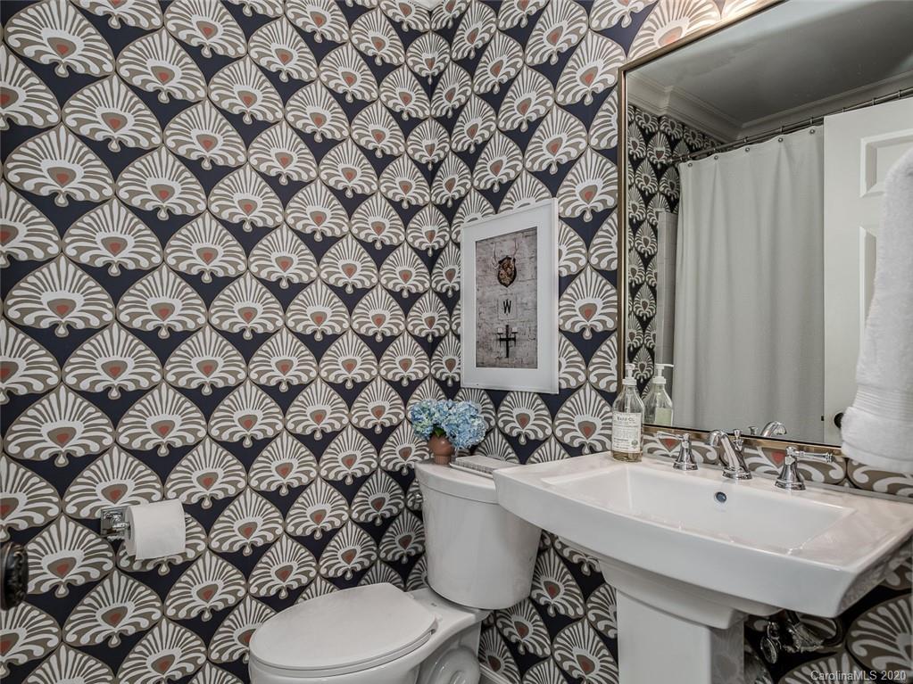 511 Meadowbrook Road Charlotte, NC 28211 - Photo 8 of 30 Gallery Image 8