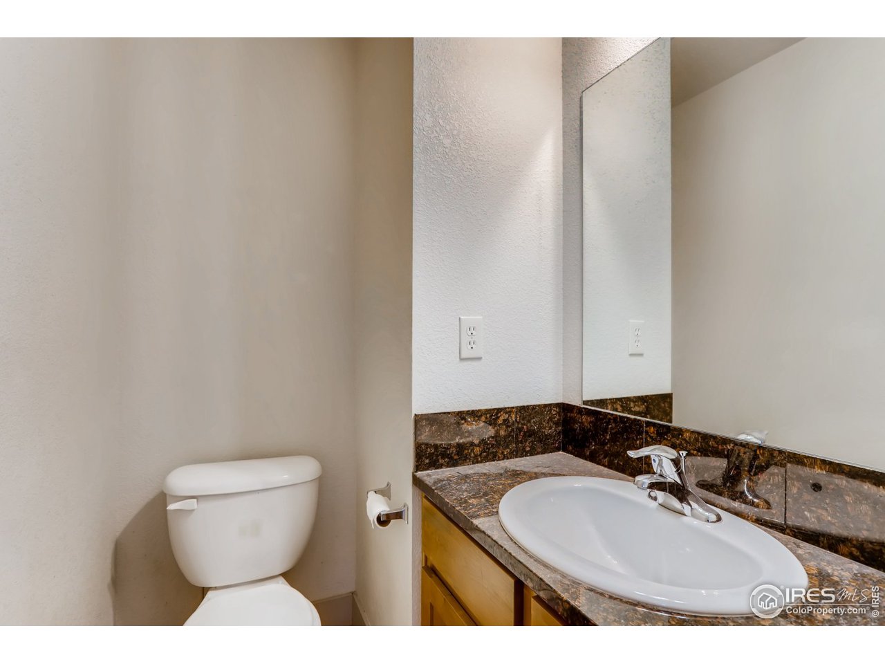 2020 Raven View Road Fort Collins, CO 80521 - Photo 16 of 27 Gallery Image 16