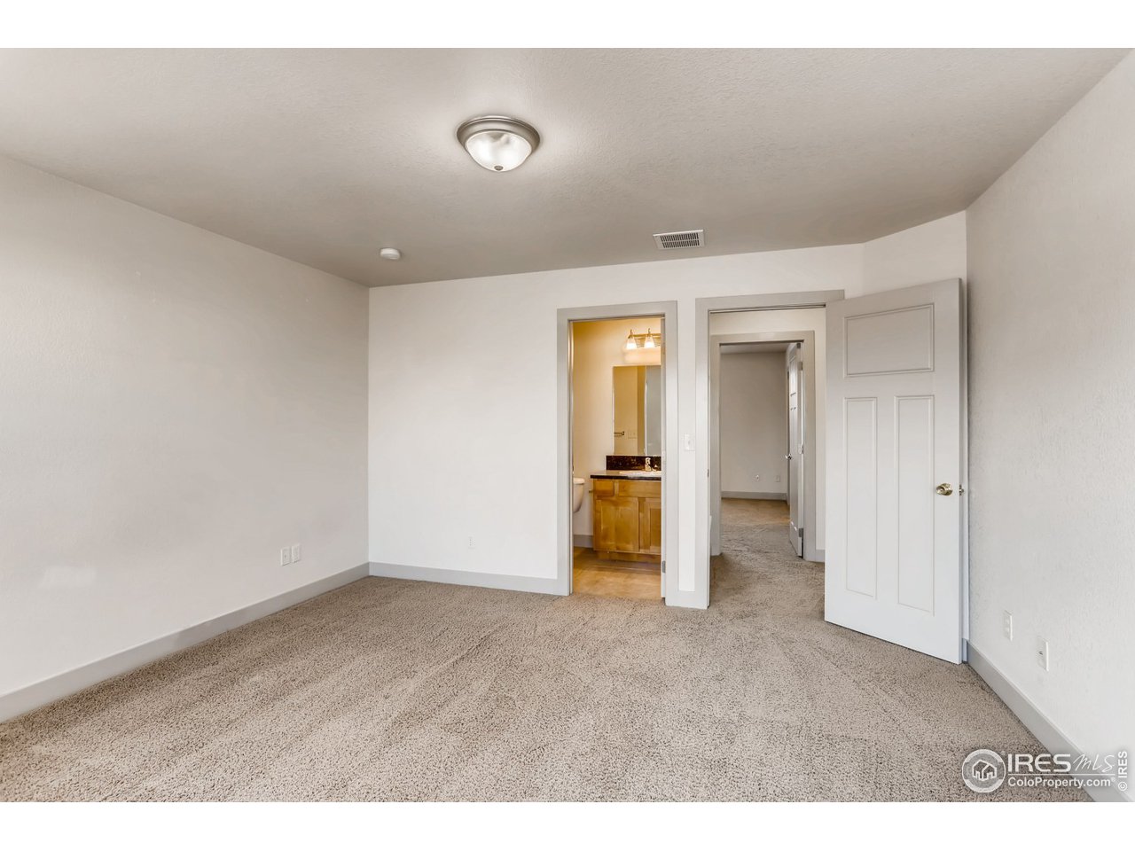 2020 Raven View Road Fort Collins, CO 80521 - Photo 20 of 27 Gallery Image 20