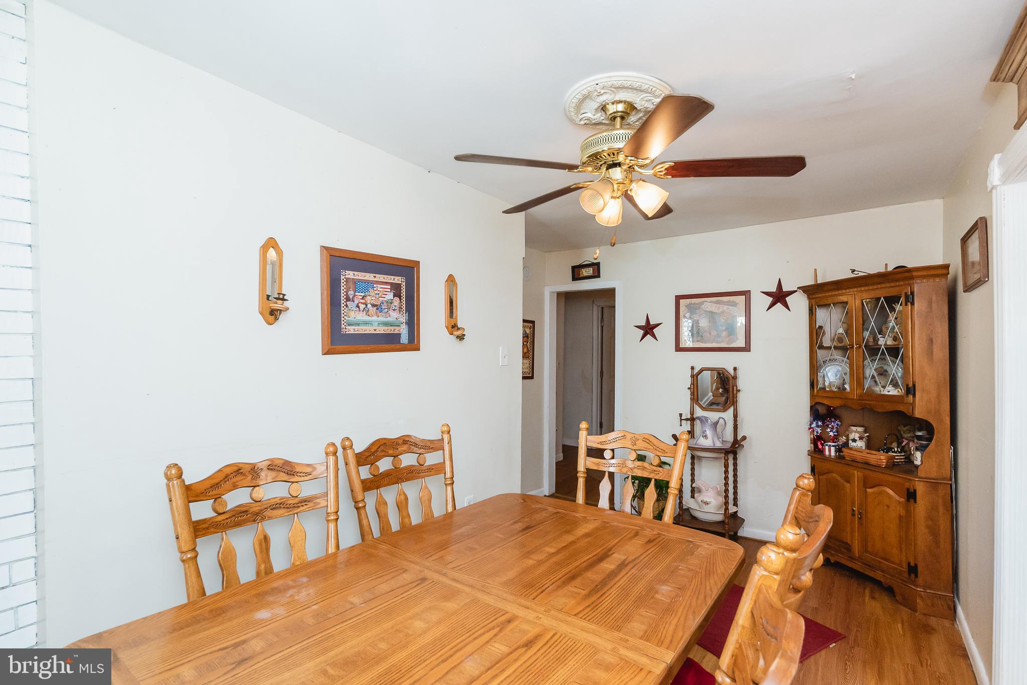 1702 Earhart Road Baltimore, MD 21221 - Photo 11 of 39 Dining Room