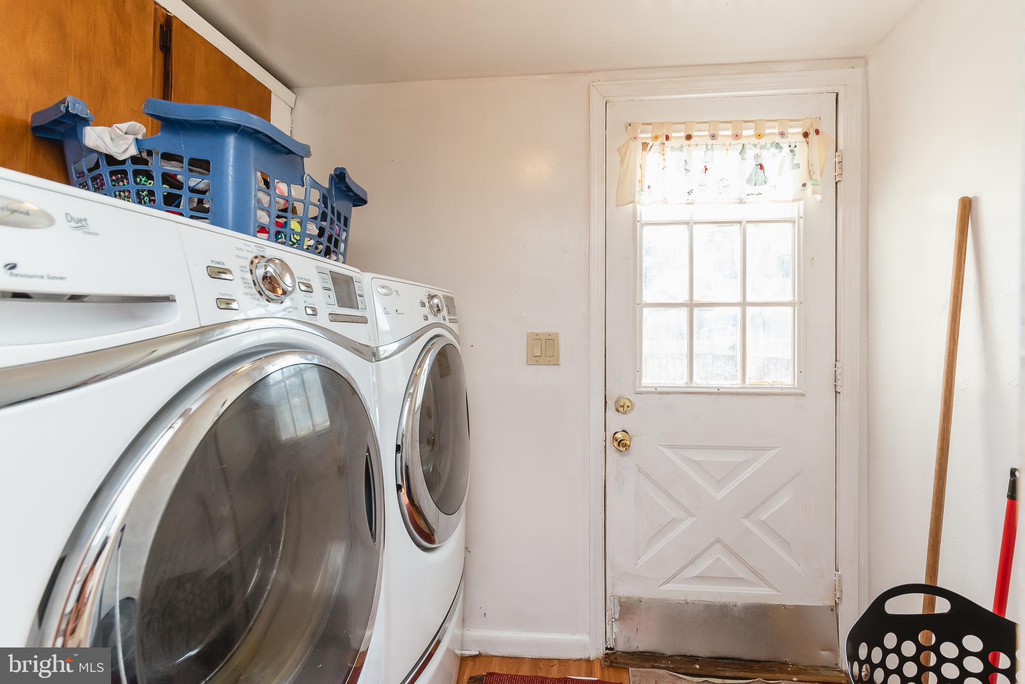 1702 Earhart Road Baltimore, MD 21221 - Photo 18 of 39 Laundry