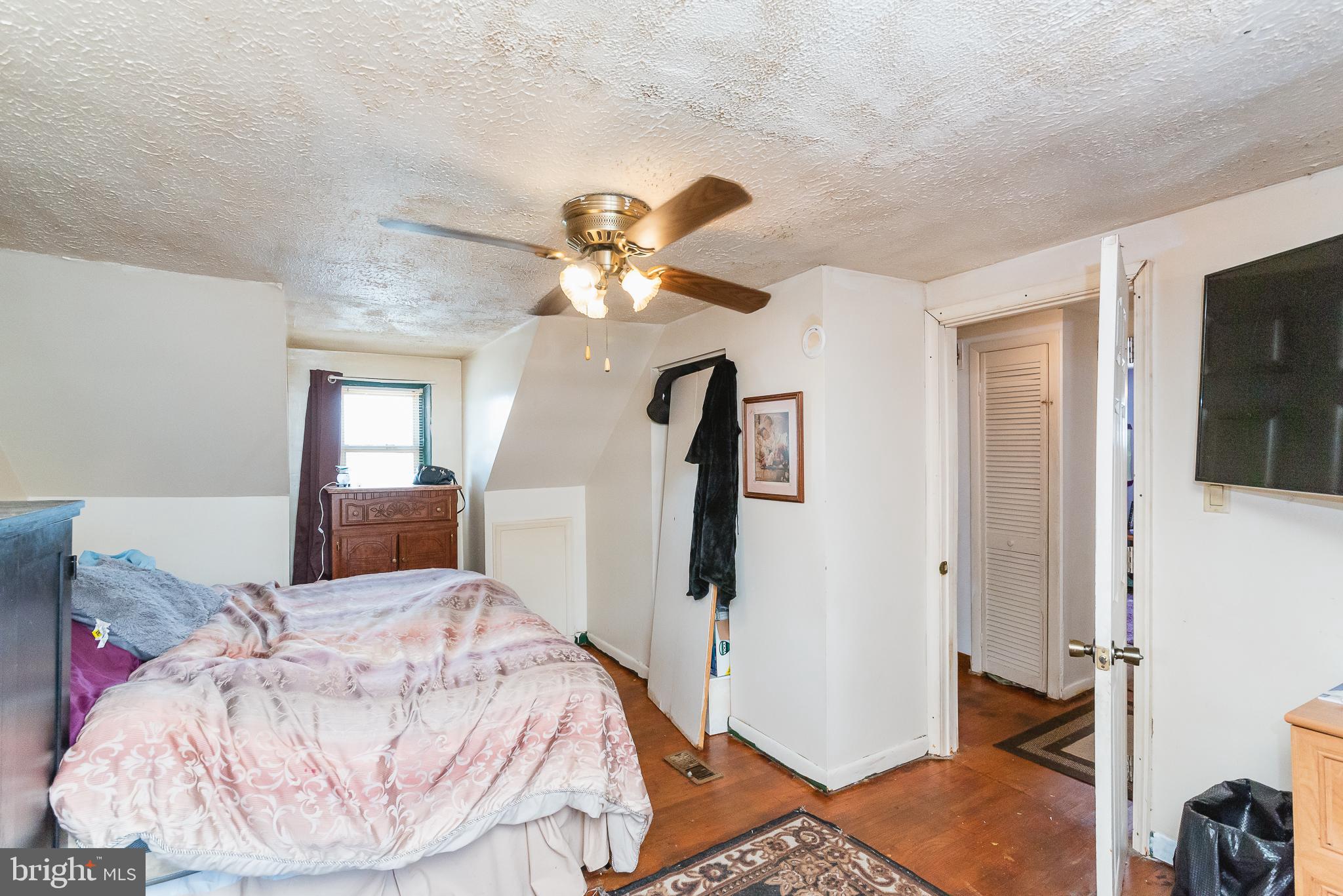1702 Earhart Road Baltimore, MD 21221 - Photo 24 of 39 Bed 3