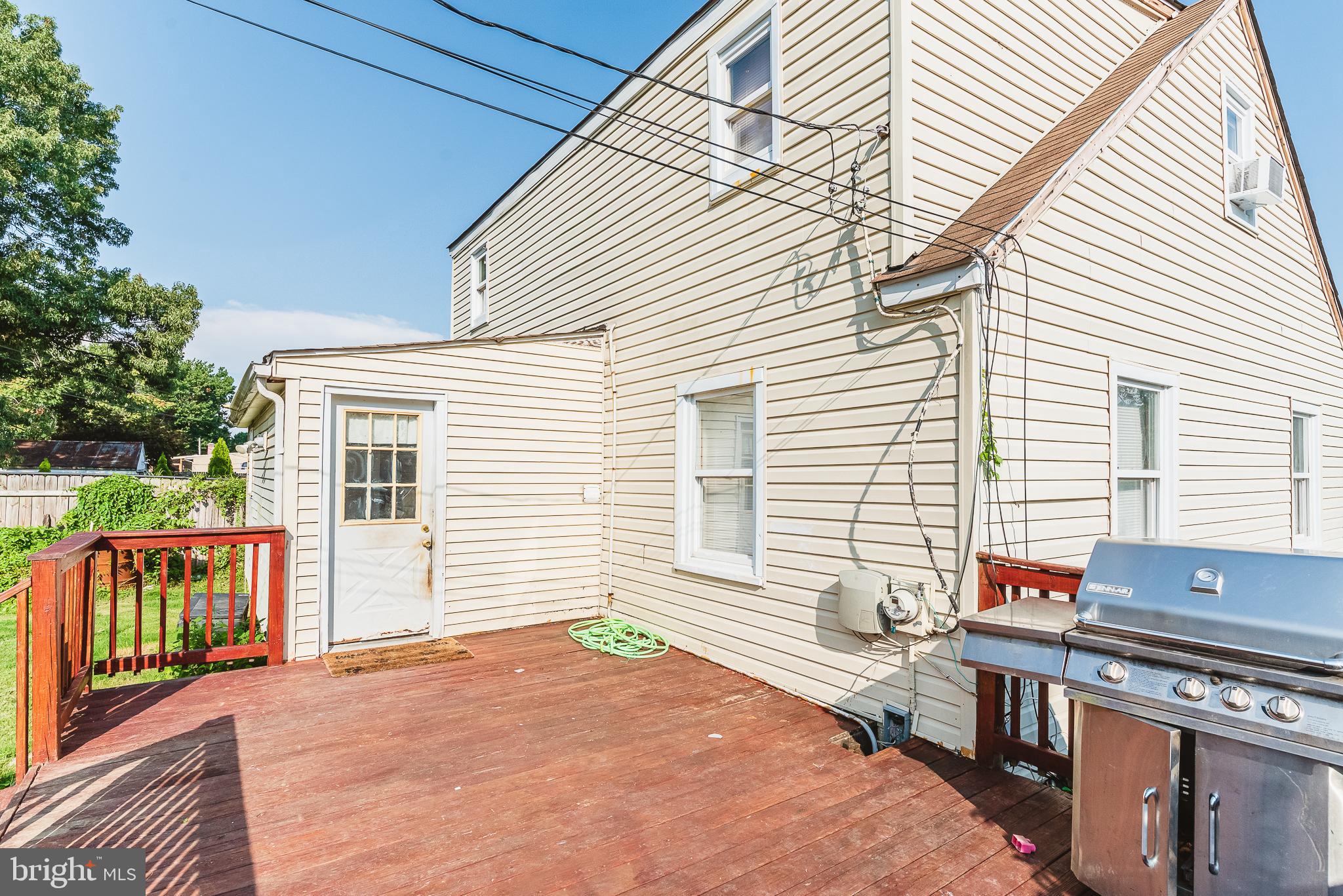 1702 Earhart Road Baltimore, MD 21221 - Photo 33 of 39 Exterior