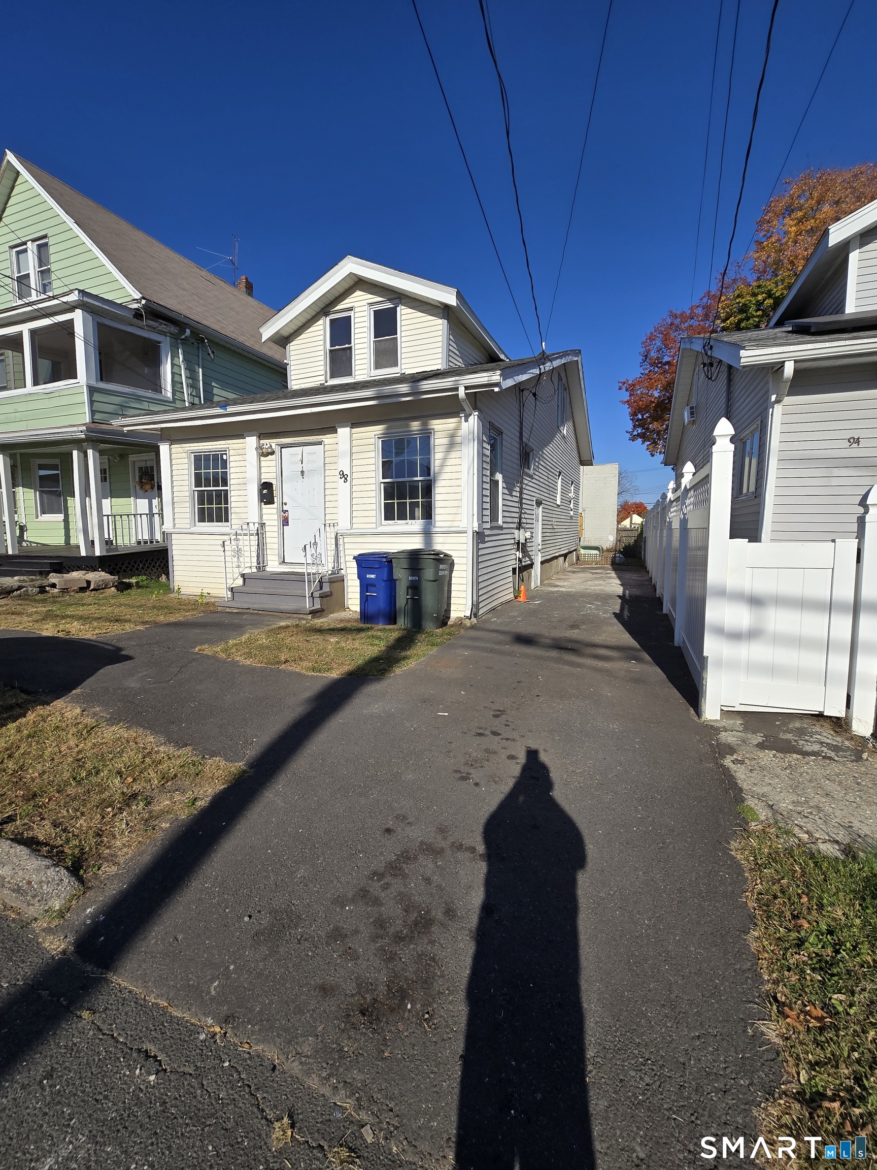 98 Cowles Street Bridgeport, CT 06607 - Photo 2 of 19