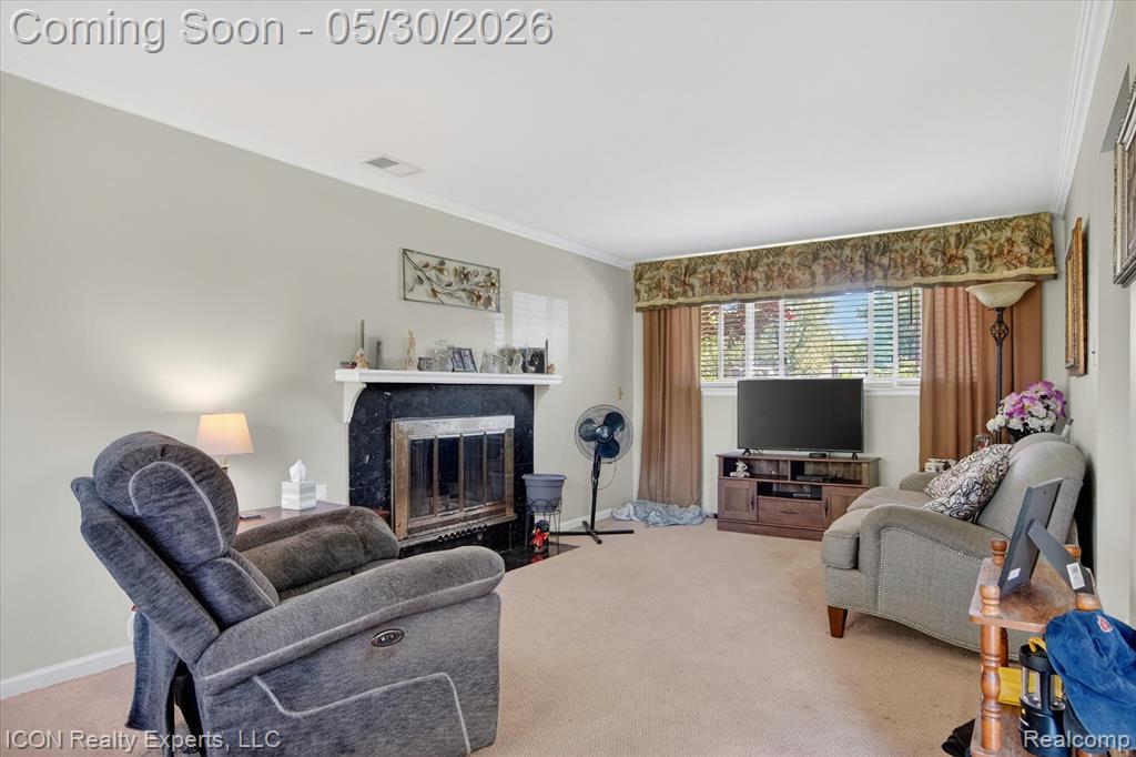 1869 Middle Trail Road Walled Lake, MI 48390 - Photo 9 of 46