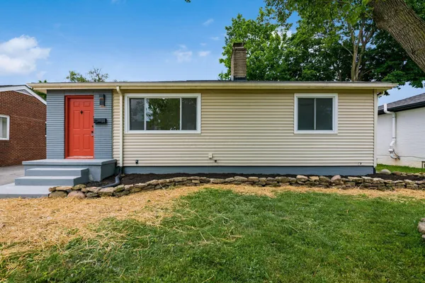 $319,900 | 4277 Beechgrove Drive, Grove City, OH 43123