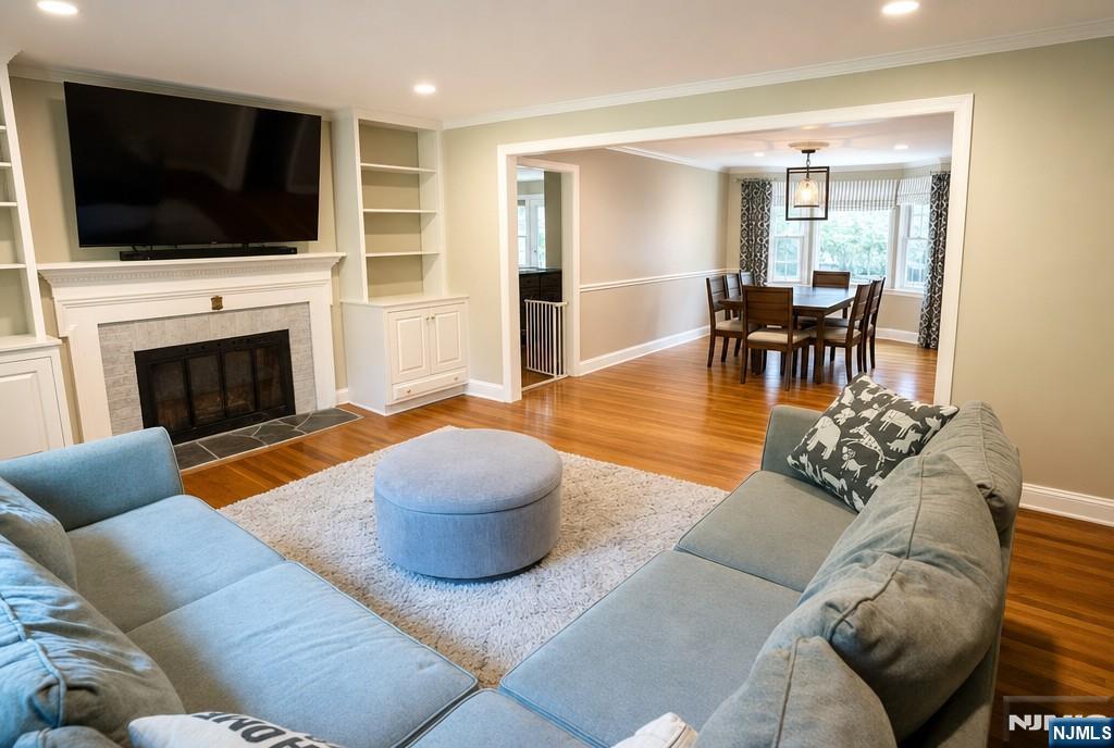 12 Yorke Road Mountain Lakes, NJ 07046 - Photo 3 of 31