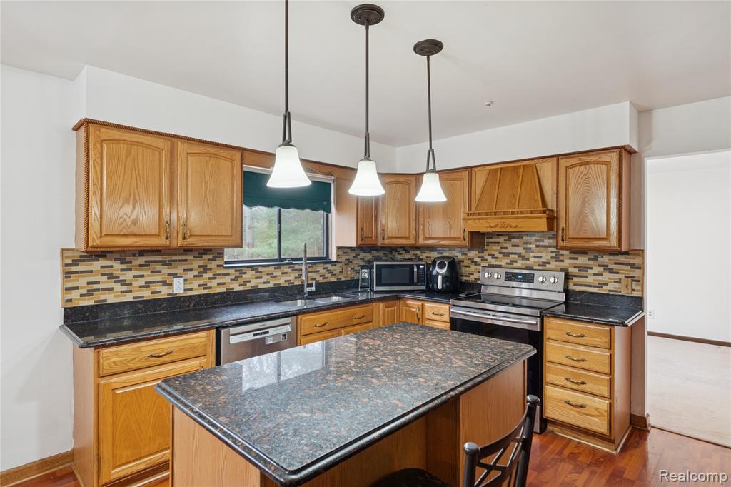 6570 Perryville Road Holly, MI 48442 - Photo 17 of 50 Gallery Image 17