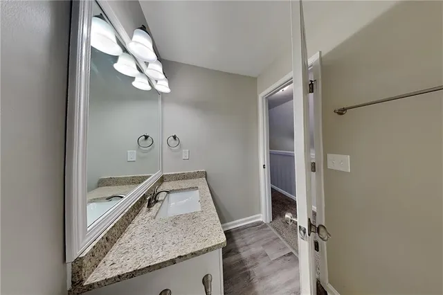 $2,350 | 7003 Hampshire Court, Woodstock, GA 30189