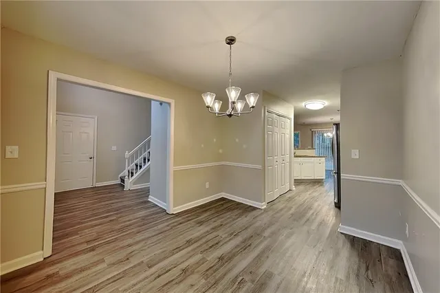 $2,350 | 7003 Hampshire Court, Woodstock, GA 30189