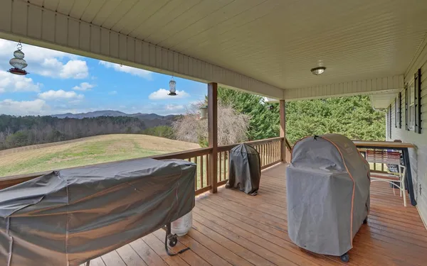 $550,000 | 140 Newman Road, Farner, TN 37333