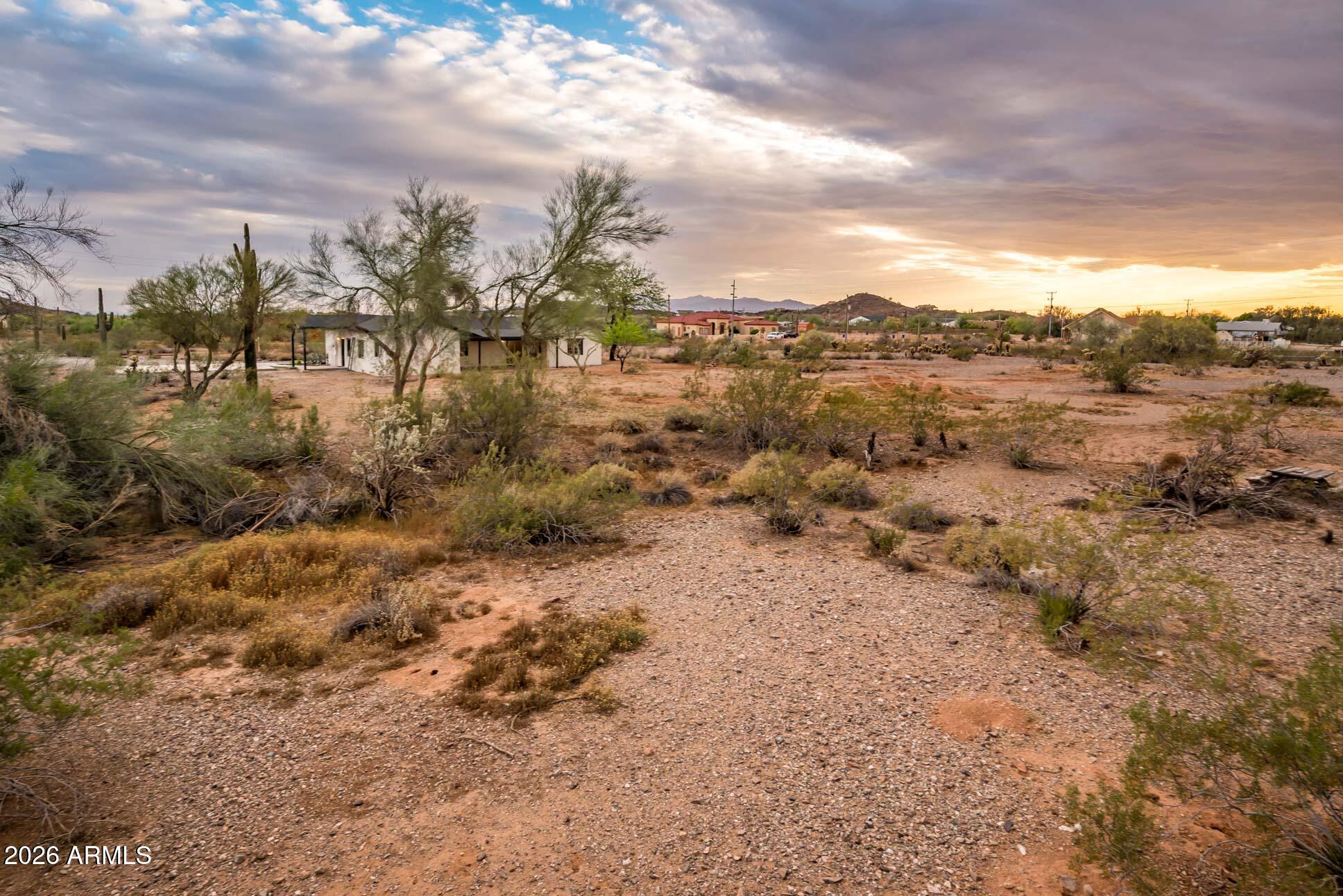 15670 West Skinner Road Surprise, AZ 85387 - Photo 36 of 48