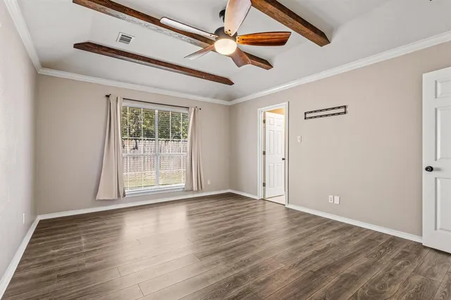 $330,000 | 4 Broadmoor Court, Bonham, TX 75418