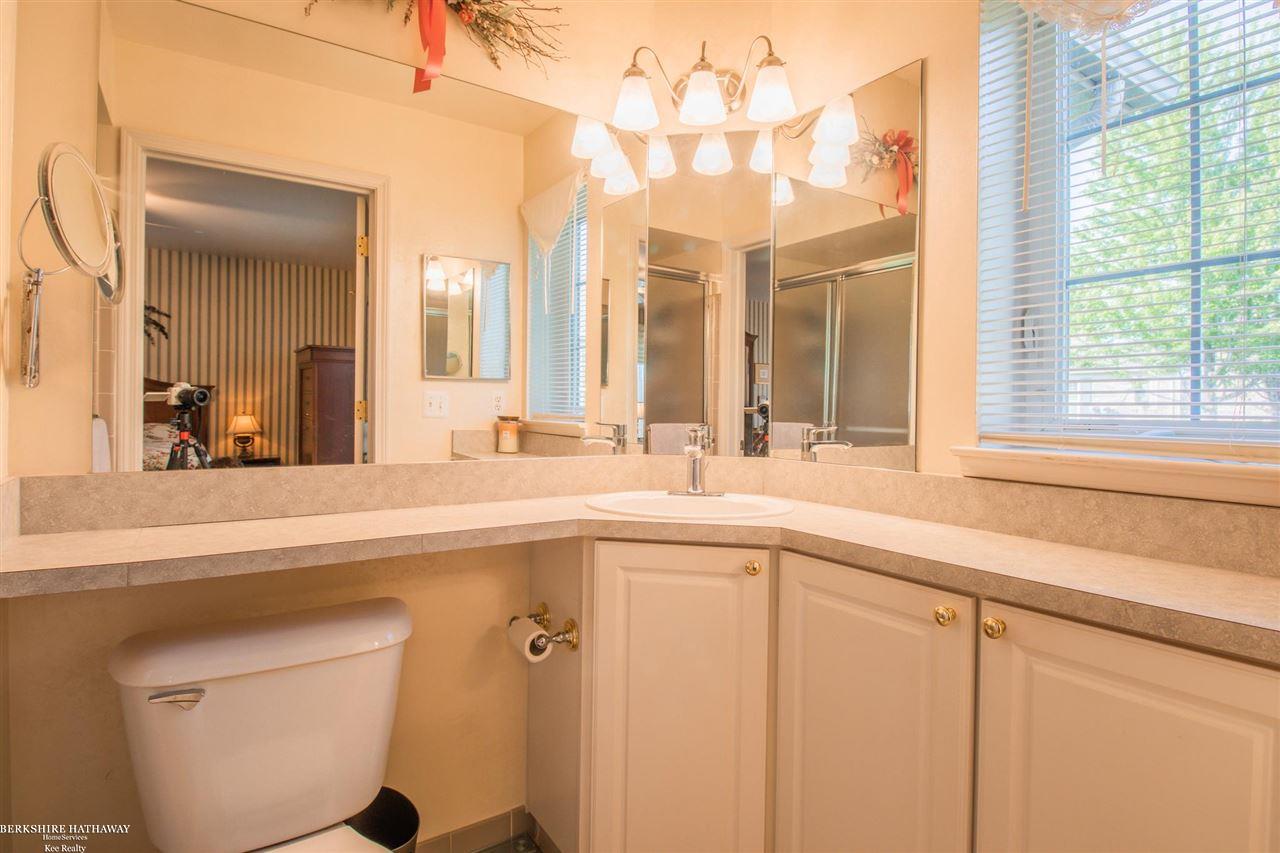 50156 Raleigh Court Macomb, MI 48044 - Photo 36 of 47 50076162-35.JPG