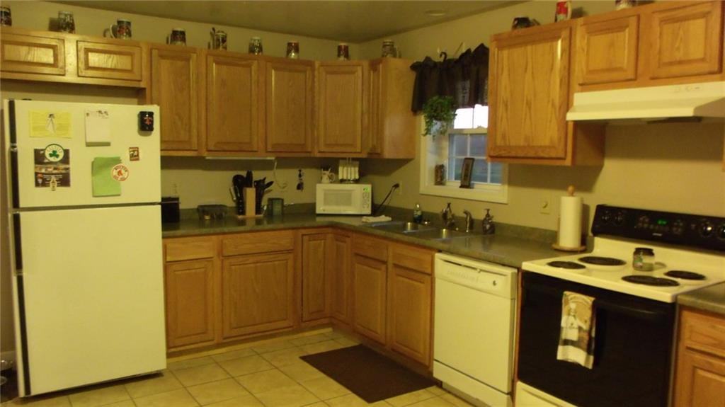 13 High Street Mapleton, ME 04757 - Photo 3 of 15 Photo