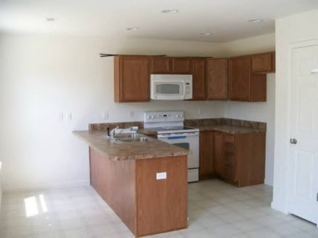 104 Slate Lane Greer, SC 29650 - Photo 3 of 5 Gallery Image 3