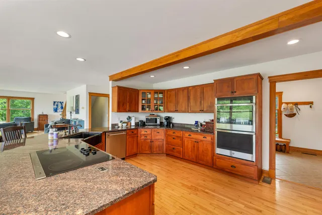 $1,400,000 | 190 Ledge Hill Road, Tuftonboro, NH 03816