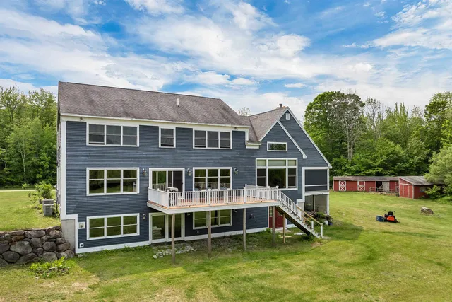 $1,400,000 | 190 Ledge Hill Road, Tuftonboro, NH 03816