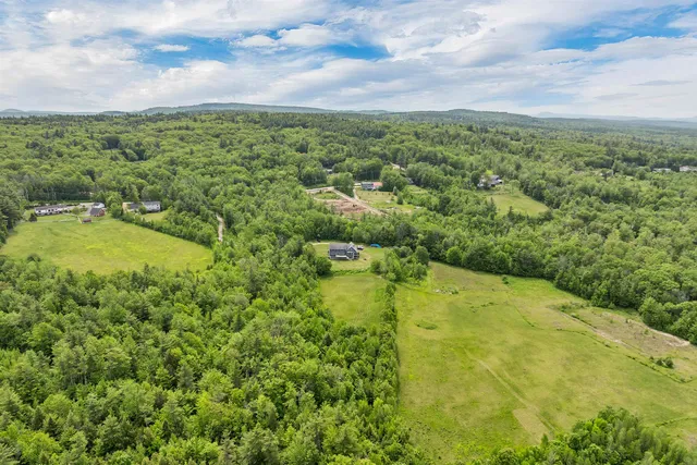 $1,400,000 | 190 Ledge Hill Road, Tuftonboro, NH 03816