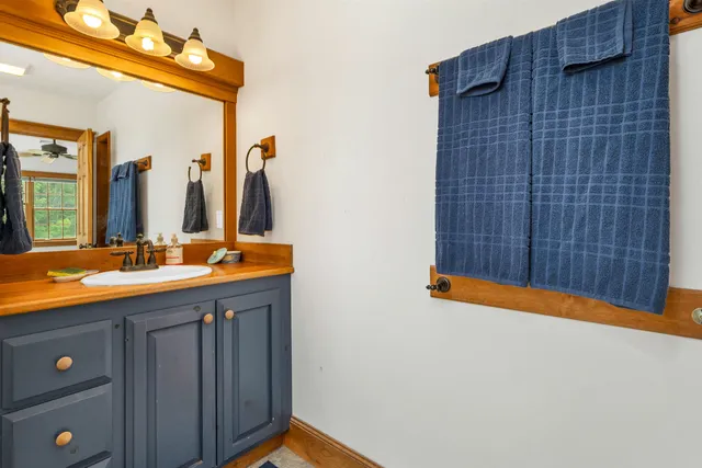 $1,400,000 | 190 Ledge Hill Road, Tuftonboro, NH 03816