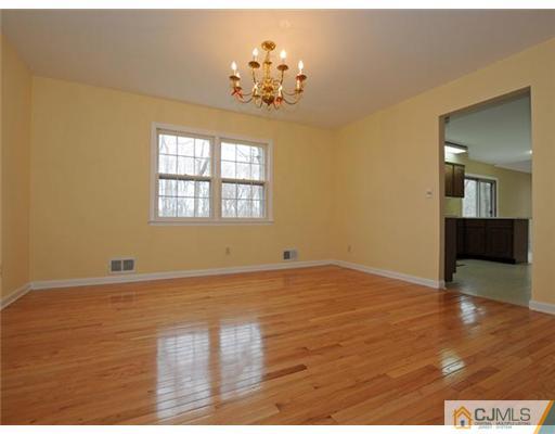 12 Warne Road Old Bridge, NJ 07747 - Photo 4 of 11 Gallery Image 4