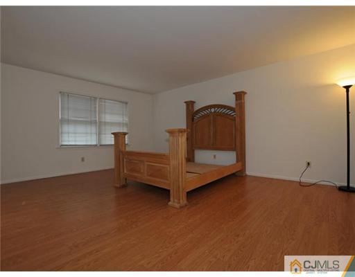 12 Warne Road Old Bridge, NJ 07747 - Photo 8 of 11 Gallery Image 8