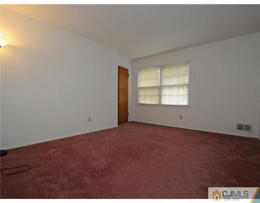 12 Warne Road Old Bridge, NJ 07747 - Photo 9 of 11 Gallery Image 9