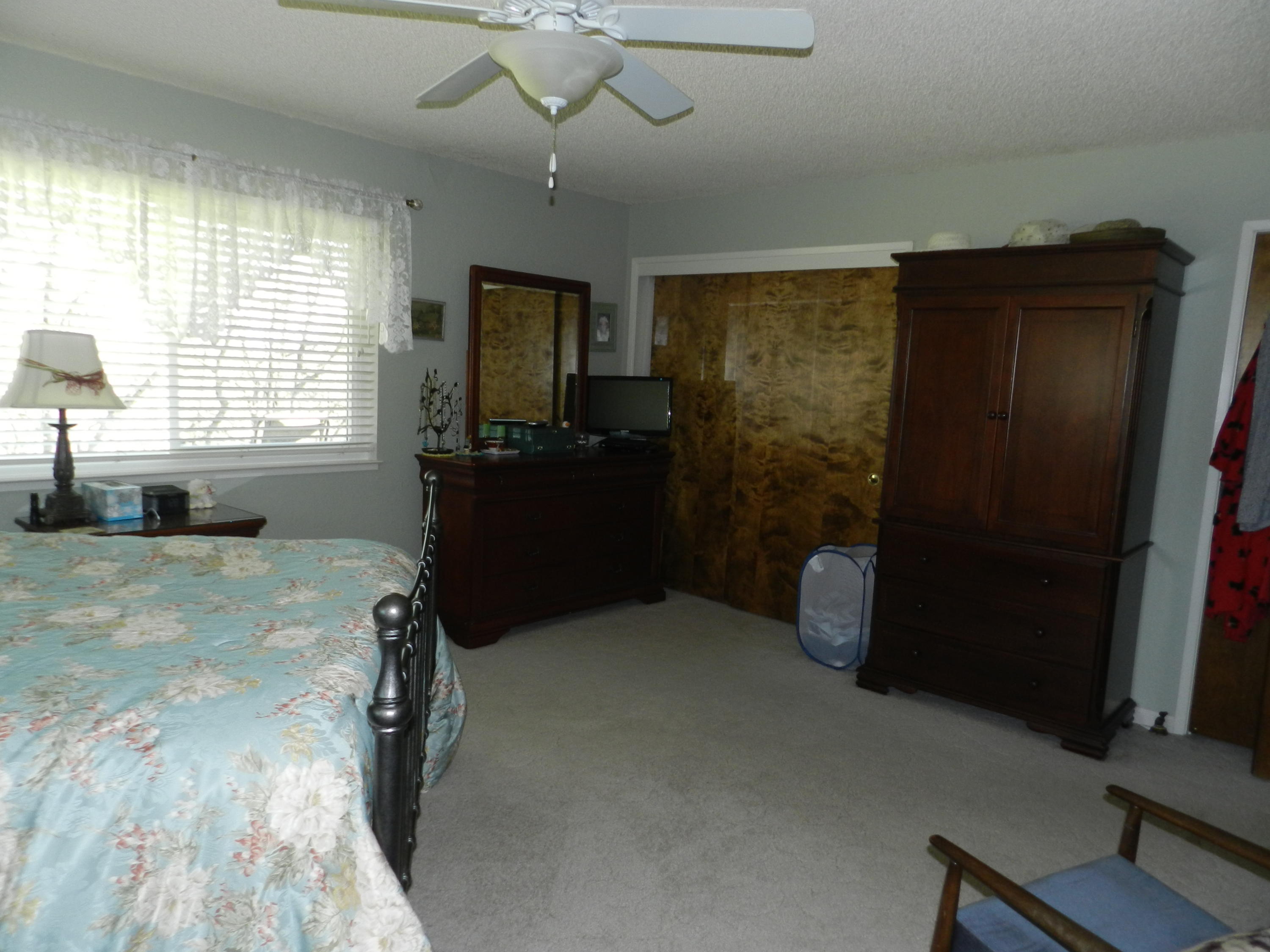 8760 Valley View Road Redding, CA 96001 - Photo 13 of 42 a room with window and a table