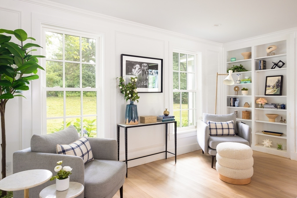 140 Cherry Brook Road Weston, MA 02493 - Photo 12 of 36