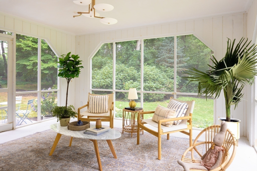 140 Cherry Brook Road Weston, MA 02493 - Photo 15 of 36