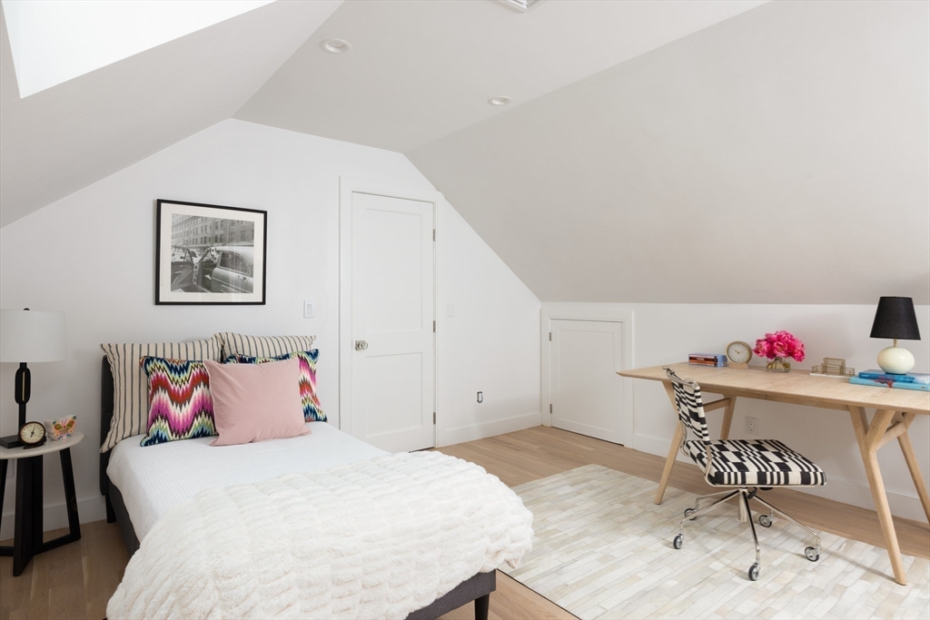 140 Cherry Brook Road Weston, MA 02493 - Photo 31 of 36