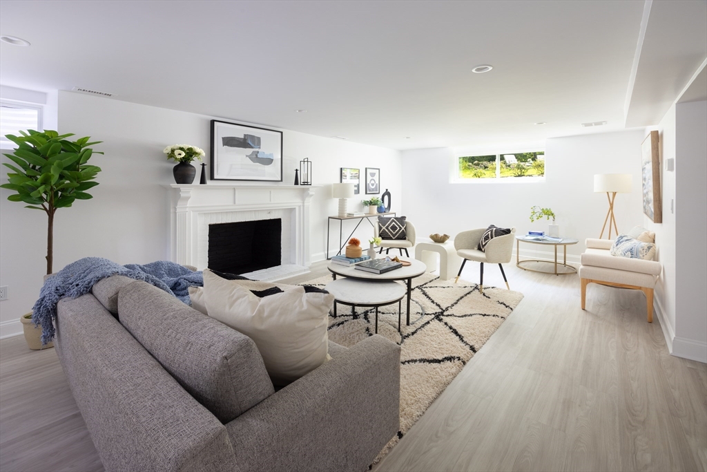 140 Cherry Brook Road Weston, MA 02493 - Photo 32 of 36