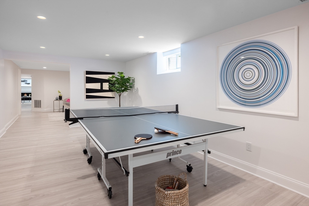 140 Cherry Brook Road Weston, MA 02493 - Photo 33 of 36