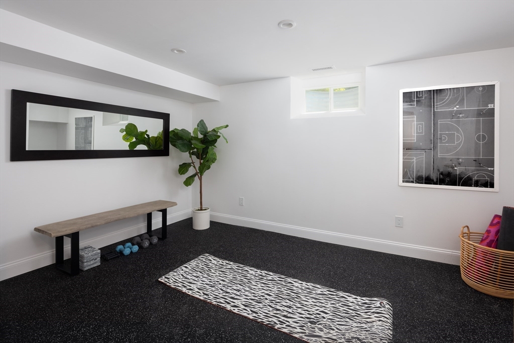 140 Cherry Brook Road Weston, MA 02493 - Photo 35 of 36